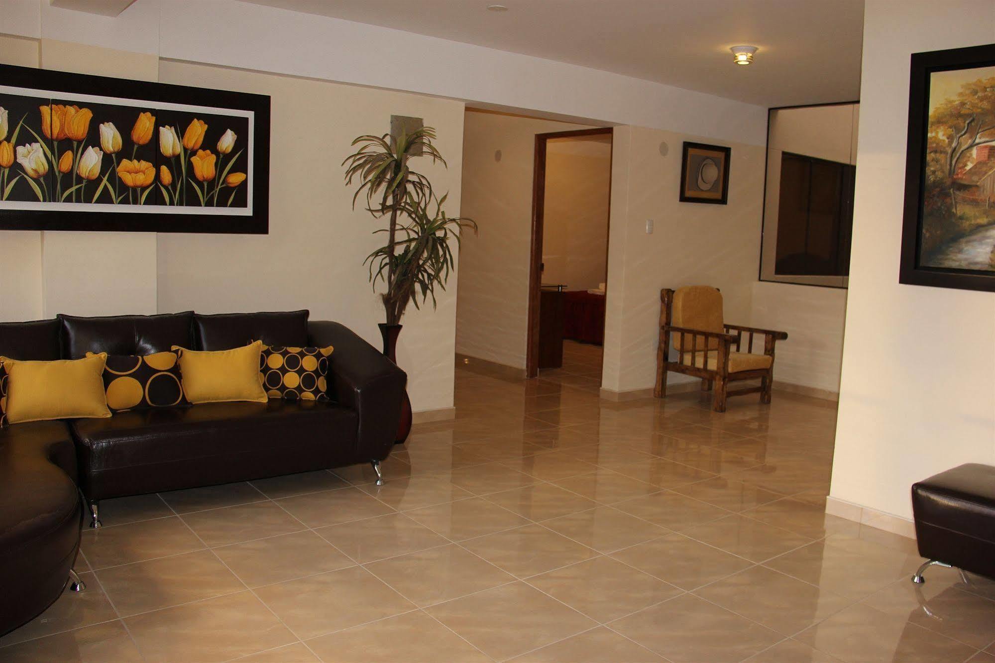 La Mansion Casa Hotel Andahuaylas Bagian luar foto