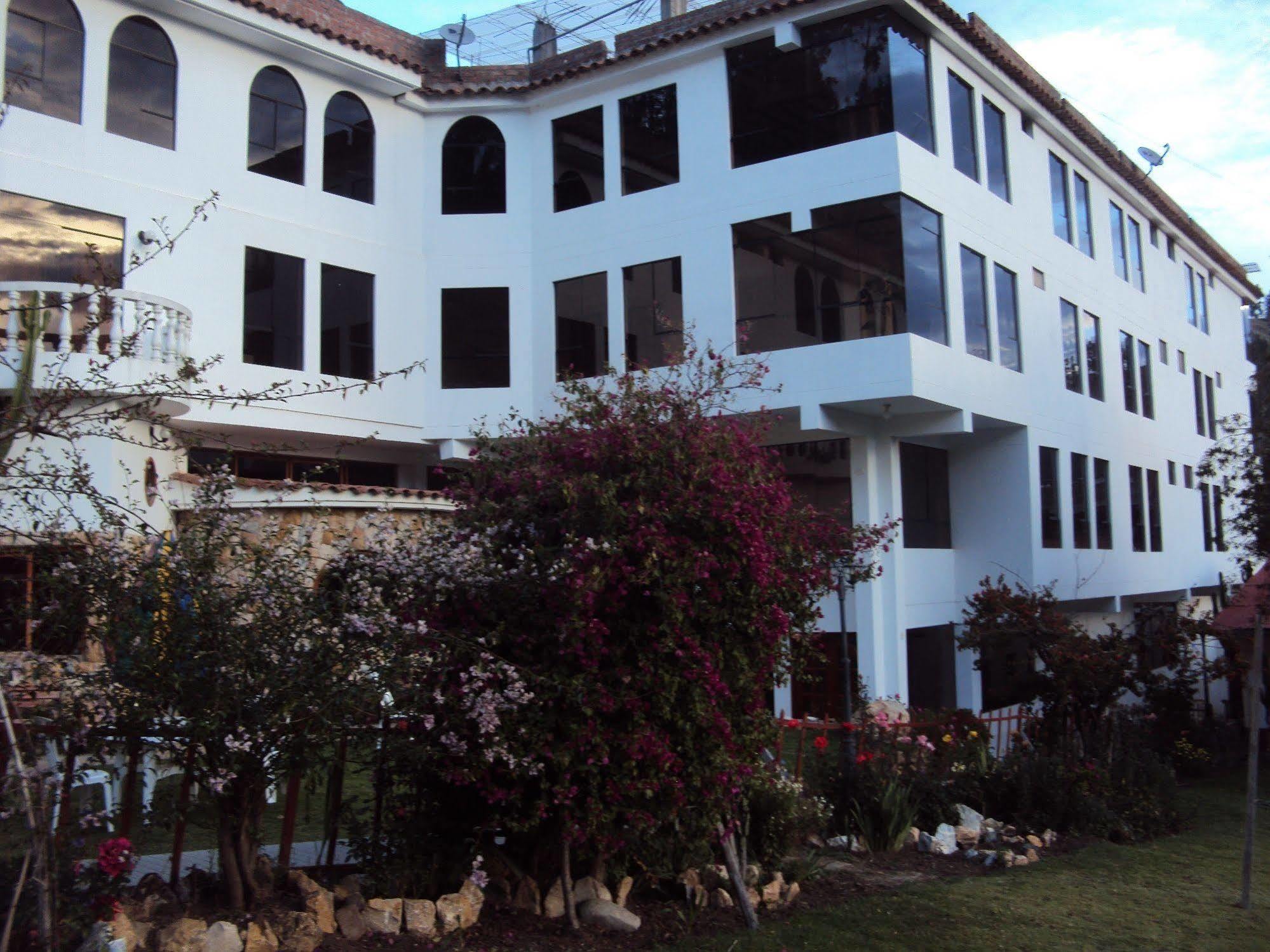 La Mansion Casa Hotel Andahuaylas Bagian luar foto